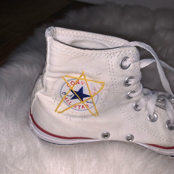 White converses - Picture 2 of 6